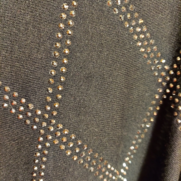 WARM WRAP - Picture 2 of 4